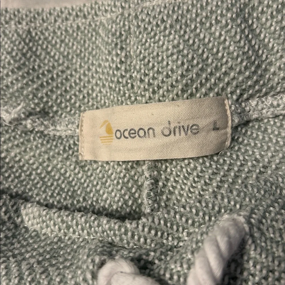 Ocean Drive Large Green Galveston Island Textured Shorts - Picture 4 of 10